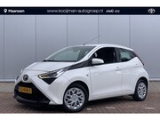 Toyota Aygo - 1.0 VVT-i x-play / 1e eigenaar / Camera / Dealer Onderhouden