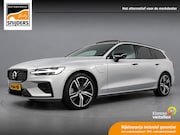 Volvo V60 - 2.0 T6 Plug-in hybrid AWD Plus Dark, Orig.NL | Pano | DAB+ |