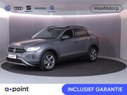 Volkswagen T-Roc - 1.0 TSI Life 110 pk | Navigatie via App | Parkeersensoren (P