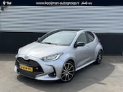 Toyota Yaris - 1.5 Hybrid GR Sport Panoramadak, dodehoekdetectie, Stoel- &
