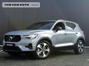 Volvo XC40 - 2.0 B4 Plus Dark / Trekhaak / All-Season / Stuur- Stoelverwa