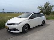 Toyota Auris - 1.8 Hybrid Black Edition