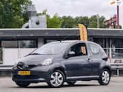 Toyota Aygo - 1.0-12V // STUURBEKR. / ELEKTR. RAMEN / LAGE KM