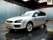 Ford Focus - 1.8-16V Ambiente Flexifuel Airco_PDC_Airco_Cruise_Stoelverw