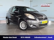 Toyota Yaris - 1.3 VVTi Dynamic /Radio/CD/LMV 15 inch