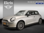 MINI Cooper - 3-deurs E Pakket XS / LED / Driving assist / Park assist / A