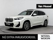 BMW X1 - xDrive25e | M-pakket | PANO | Head-up display | 360 Camera |