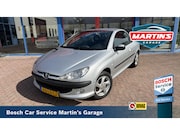 Peugeot 206 - CC 1.6-16V Dak werkt niet volledig! klein prijsje