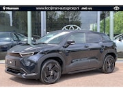Toyota Urban Cruiser - Dynamic 61 kWh | Uit Voorraad Leverbaar! | Camera | LED | Ad
