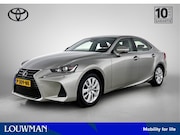 Lexus IS-Serie - 300h Hybrid | Navigatie | PDC | Halfleder | Dealer onderhoud