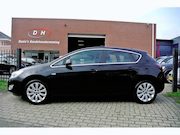 Opel Astra - 1.6 Cosmo airco automaat inruil mogelijk nap
