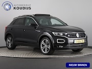 Volkswagen T-Roc - 1.5 TSI Sport Business R (Trekhaak / Pano / Camera / ACC / D