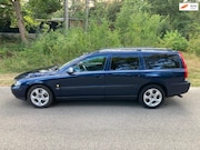 Volvo V70 - 2.4 AUT Airco Navi PDC Trekhaak