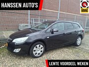 Opel Astra - Sports Tourer 1.4 Selection Lezen