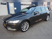 Volvo V60 - 2.0 T4 Momentum Pro