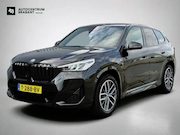 BMW iX1 - XDrive30 Launch Edition M-SPORT 96% SOH (NL-auto, Dealer Ond