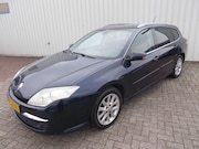Renault Laguna - Estate 2.0 16V Dynamque ( GEEN APK / ZO MEE! )