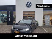 Volkswagen Polo - 1.0 TSI Life Edition | DEMO | ACHTERUITRIJCAMERA | PARKEERSE