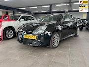 Alfa Romeo Giulietta - 1.4 T Distinctive half leer navigatie CarPlay dag light clim
