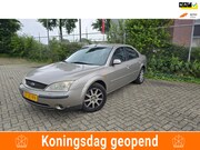 Ford Mondeo - 2.0-16V Collection