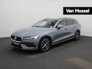 Volvo V60 - 2.0 B3 Momentum | Automaat | Navigatie | Apple Carplay / And