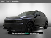 Lynk & Co 01 - | MORE | Panoramadak | 360° camera |
