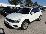 Volkswagen Tiguan - 1.4 TSI 150 pk ACT Comfortline | Trekhaak | Naviagatie | Cli