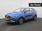 MG MG ZS - EV Luxury 45 kWh | Panoramadak | Stoelverwarming | Leder | C