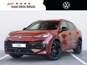 Volkswagen T-Roc - R-Line First Edition 1.5 eTSI 150 PK | Navigatie | Black sty