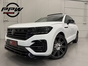Volkswagen Touareg - R 3.0 TSi 4MOTION eHybrid 462PK PANO/PUGLIA/LUCHTVERING/NACH