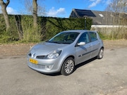 Renault Clio - 1.4-16V Dynamique Luxe