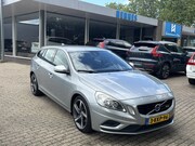 Volvo V60 - 1.6 T3 Aut6 R-Design