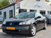 Renault Mégane - 2.0-16V Privilège Luxe airco/netjes