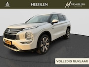 Mitsubishi Outlander - 2.4 PHEV First Edition | Rijklaar | Demo | All Season Banden
