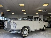 Mercedes-Benz 200-serie - 220 S Compleet Gerestaureerd in Nieuwstaat