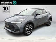 Toyota C-HR - 2.0 Plug-in Hybrid 220 Dynamic **STORM GREY/ NIEUWE AUTO
