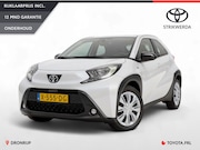 Toyota Aygo X - 1.0 VVT-i MT Play | Adapt. Cruise | Airco | Camera | Carplay