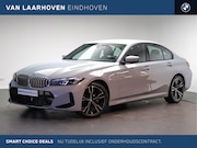 BMW 3-serie - 320i M Sport Automaat / Sportstoelen / Achteruitrijcamera /