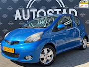 Toyota Aygo - 1.0-12V Dynamic Blue NL-Auto / 2e Eigenaar / NAP / Airco / A