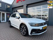 Volkswagen Tiguan - 1.5 TSI ACT Highline Business R-Line / Pano / ACC / Massage 