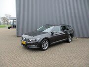 Volkswagen Passat - Variant 1.5 TSI 150 Pk Automaat Navi Trekhaak