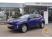 Toyota Yaris Cross - 1.5 HYBRID DODEHOEK STOEL-STUUR & RUITENWISSER VERW. AD-CRUS
