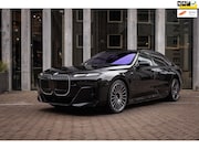 BMW i7 - eDrive50 106kWh M Sport (455pk) Lage KM - Fabrieksgarantie E