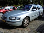 Volvo V70 - 2.4 Comfort Line nw apk 2-9-2027 goed rijdend 371 dkm N.A.P.