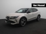 Alfa Romeo Junior - 1.2 Turbo Hybrid Ibrida Sport Speciale | Techno Pack | Elect