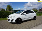 Opel Corsa - 1.4-16V Color Edition