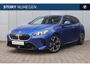 BMW 1-serie - 120 High Executive M Sport Automaat / Sportstoelen / Adaptie