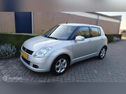 Suzuki Swift - 1.3 Exclusive