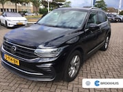 Volkswagen Tiguan - 1.5 TSI 150PK DSG-7 Life | TREKHAAK | NAVI BY APP | CAMERA |