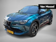 Alfa Romeo Junior - 1.2 Turbo Hybrid Ibrida Speciale | Navigatie | Parkeersensor